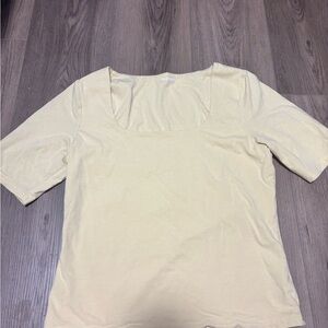 Old Navy Women's Yellow Tee Large